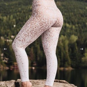 White stay gold leggings